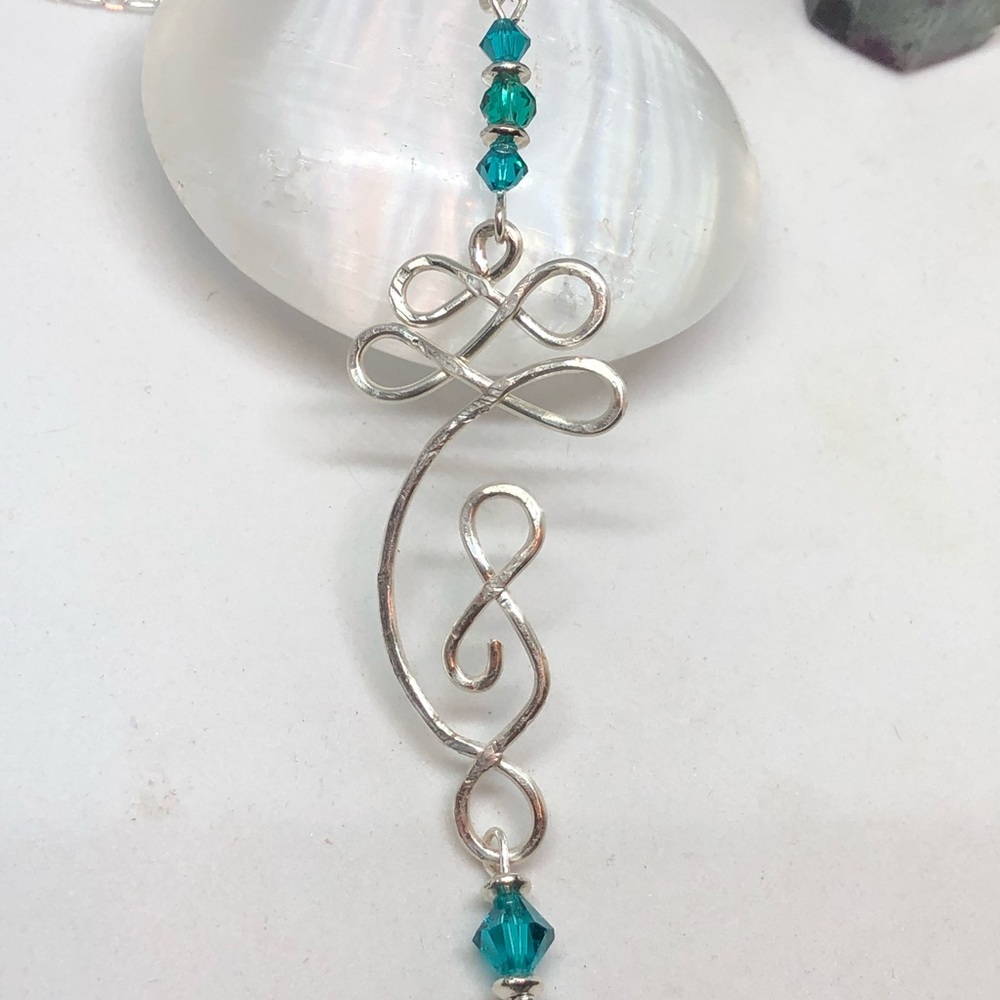 Handmade geometric design necklace